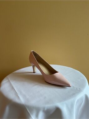 Franco Sarto Blush Pink Patent Pointed Toe Mid Heel Pump 9.5